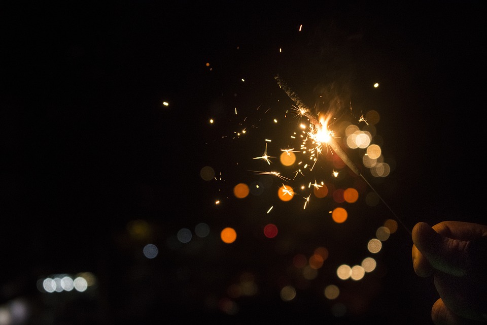 bokeh-1869157_960_720